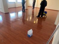 Καθαρισμός καταστήματος μετά από ανακαίνιση στην Αγία Βαρβάρα Καθαρισμός καταστήματος μετά από ανακαίνιση στην Αγία Βαρβάρα